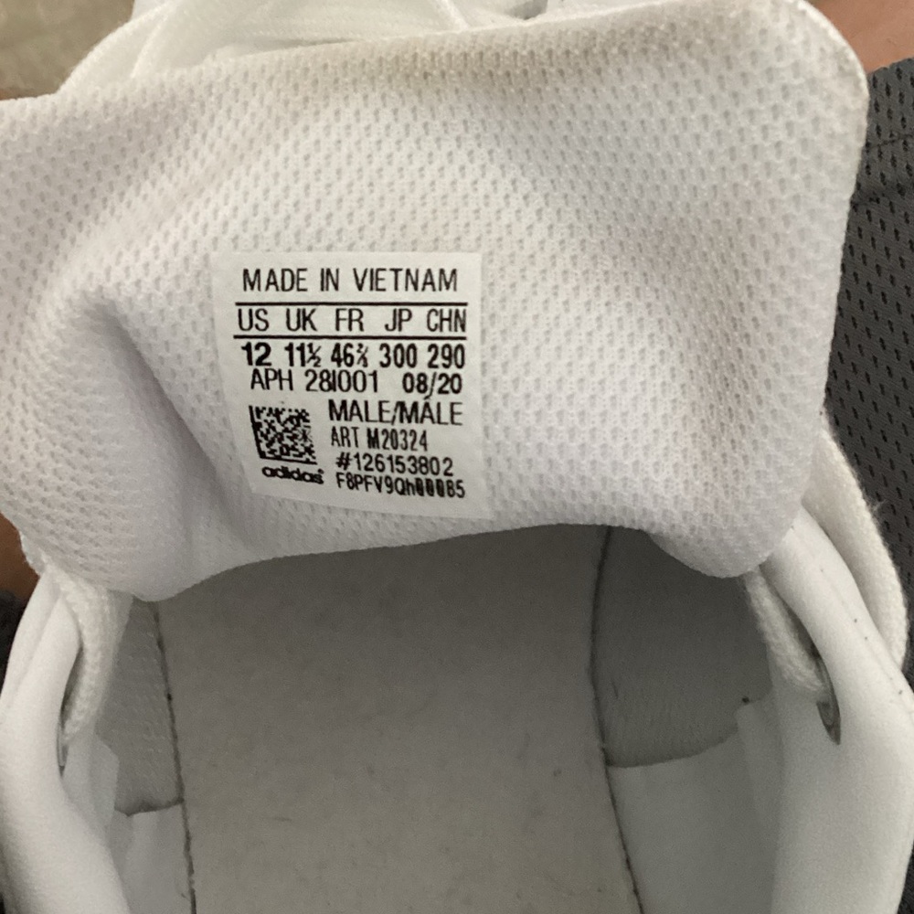 Adidas Classic White and Green Shoes - Picture 6 of 10